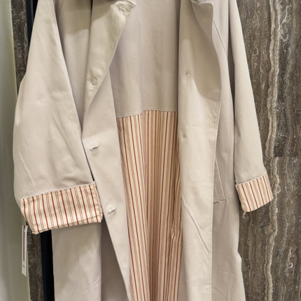 Trench coat code 104